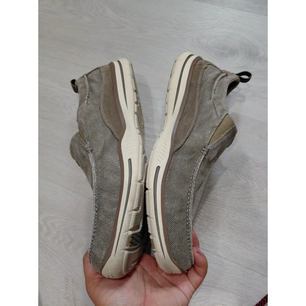 Skechers Relaxed Fit Memory Foam Air Coled Taupe Men Size: 11.5